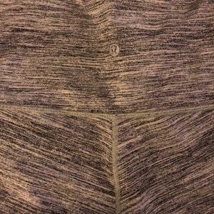 Lululemon 3/4 length yoga crop